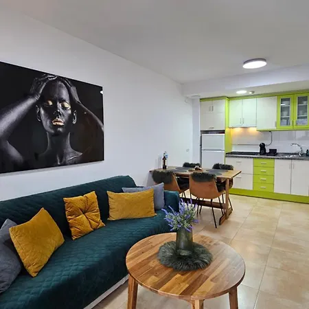 Esmeralda Sunrise Apartamento *